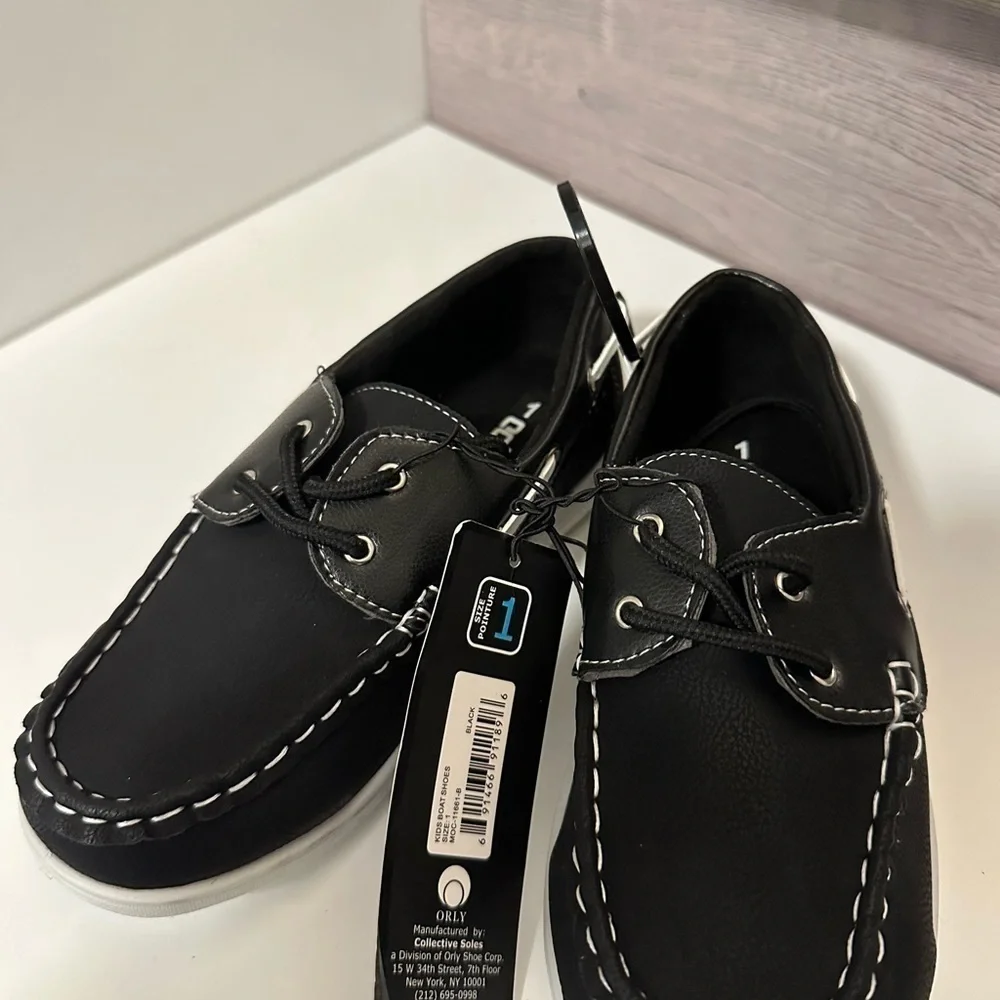 Boy Shoes loafers size 1 new